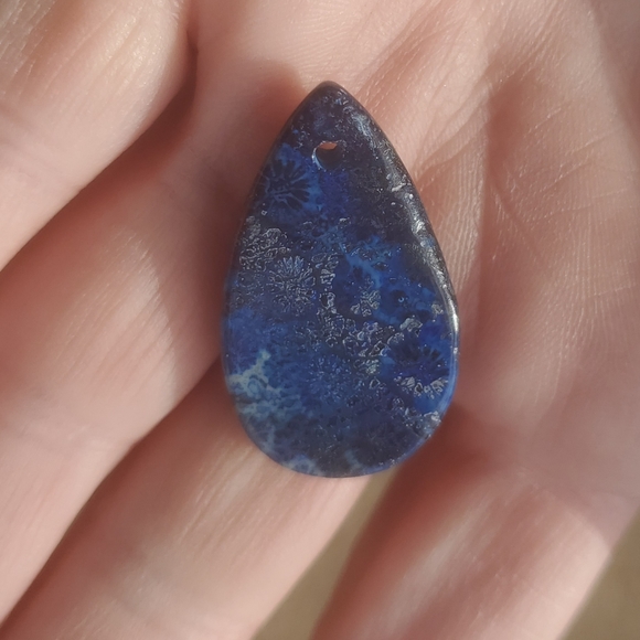 New Blue Fossil Teardrop Pendant. - Picture 14 of 16